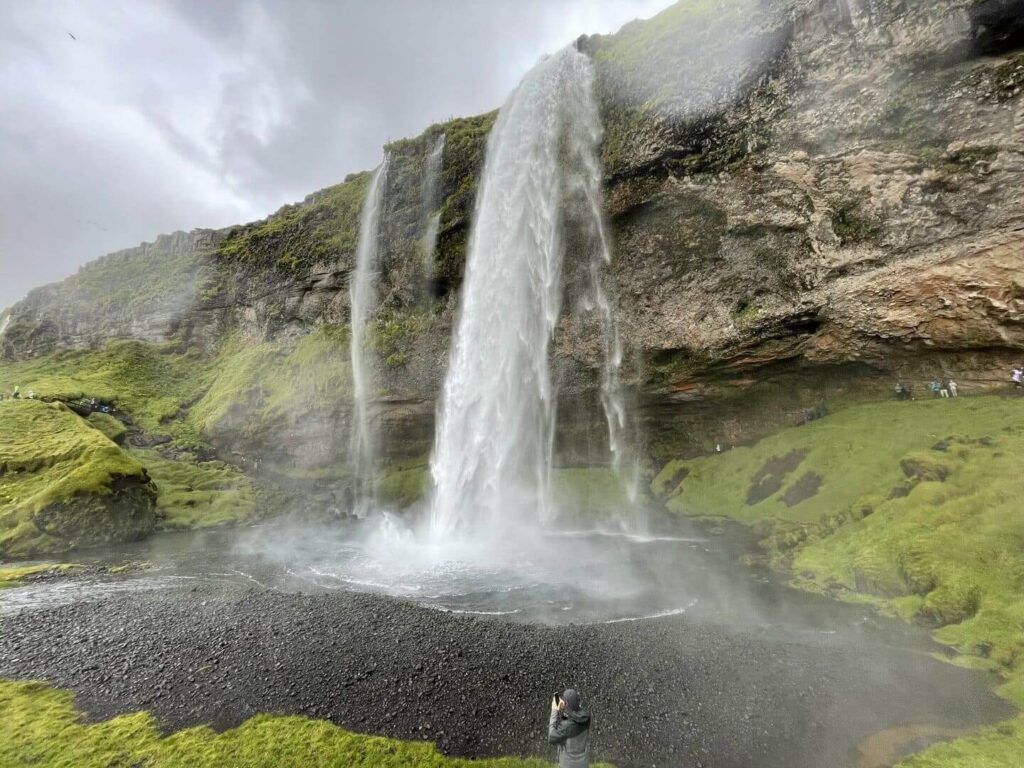 Cascata Seljalandsfoss in Islanda