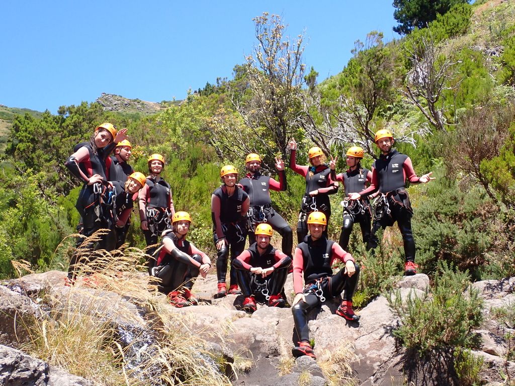 Foto di un gruppo di WeRoader durante una gita di trekking