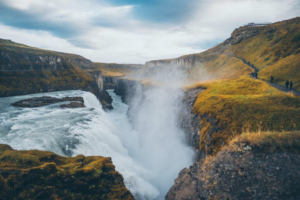 Vista della cascata di Gullfoss in viaggio durante il ponte del 1° novembre 
