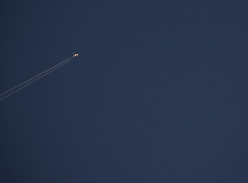 Voli cancellati e ritardi aerei: cosa fare