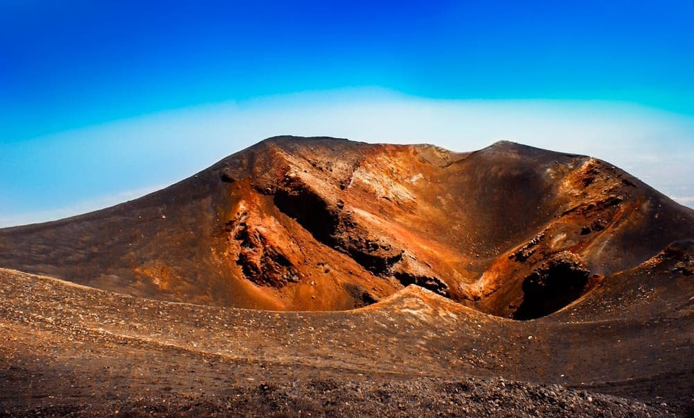 Trekking sull’Etna, ‘A Muntagna, simbolo del paesaggio siciliano