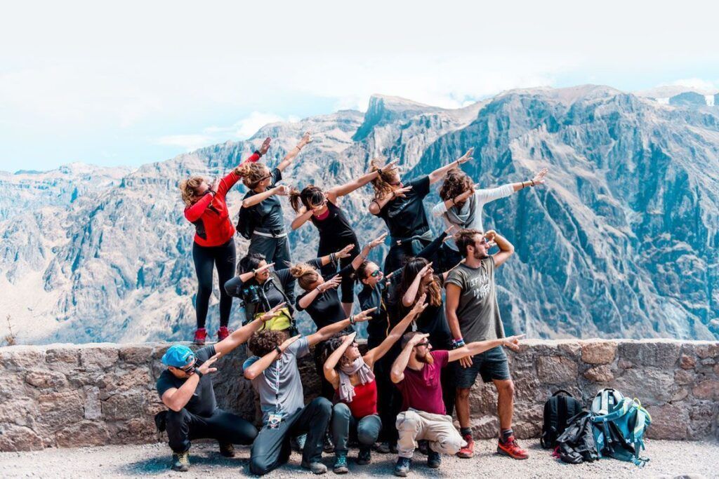 Gruppo WeRoad 25-35 anni pronto per un’avventura trekking