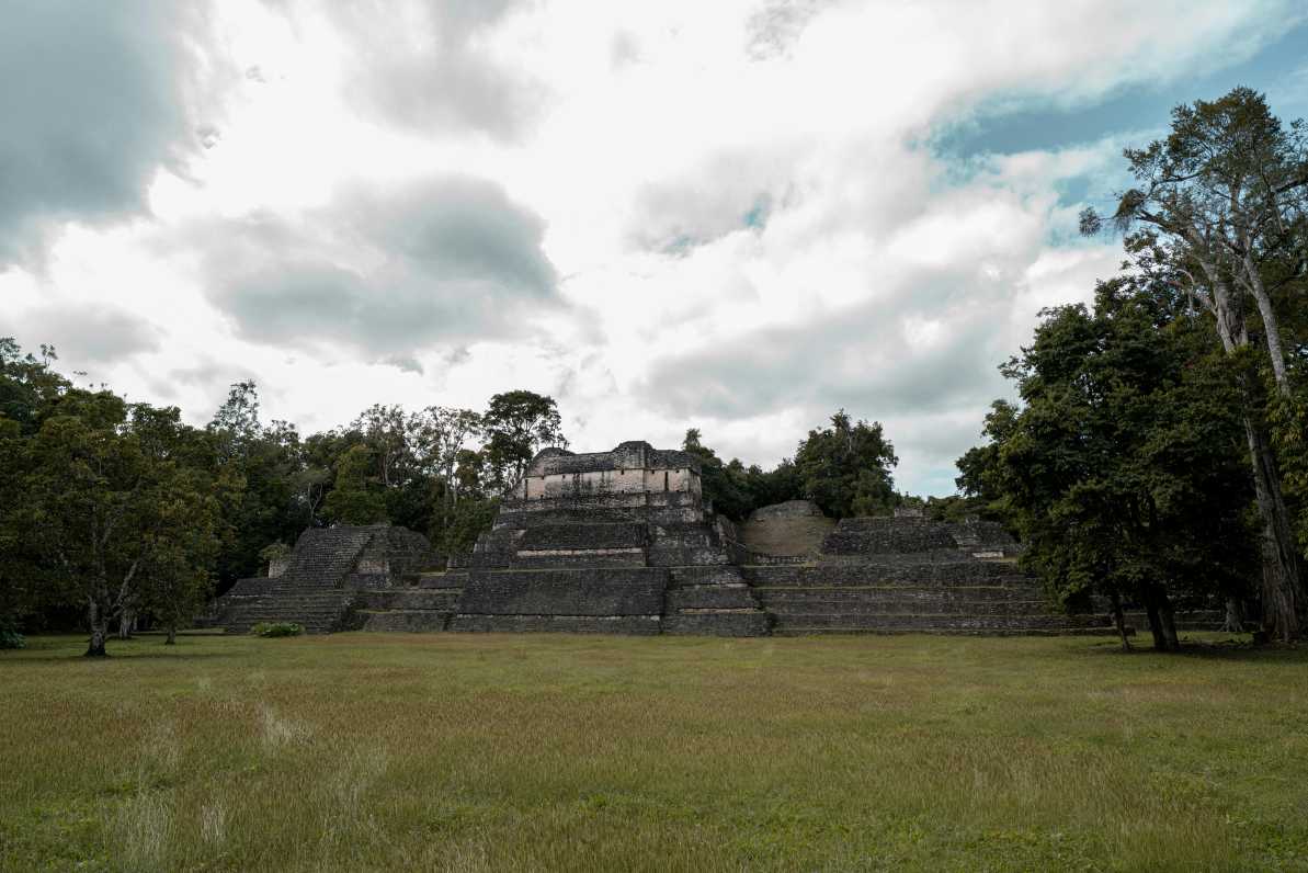 Caracol, Belize: Esplora l’Antico Mistero Maya nella Giungla Profonda