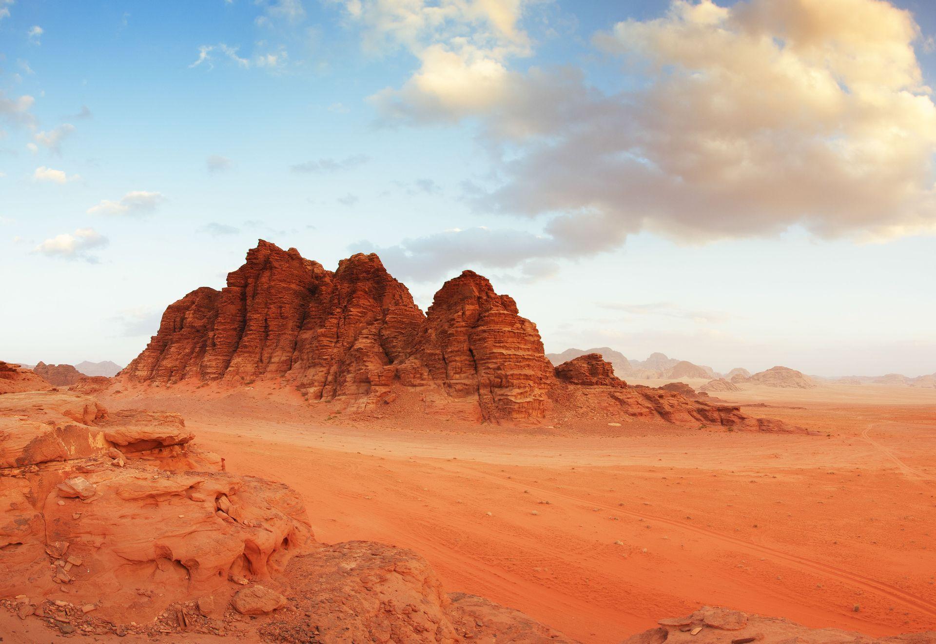 Foto panoramica del deserto Wadi Rum - WeRoad