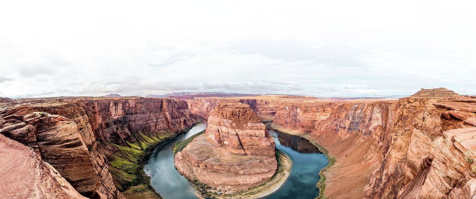 Horseshoe Bend on the Colorado River Horseshoe Bend on the Colorado River