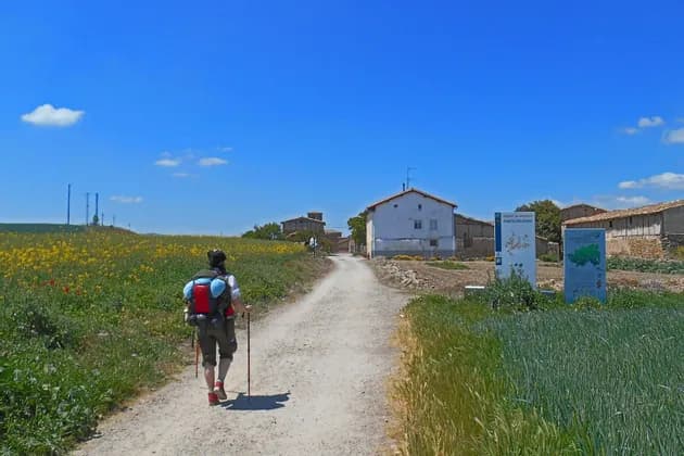 Jakobsweg: aktiv zwischen Spiritualität und lokaler Kultur