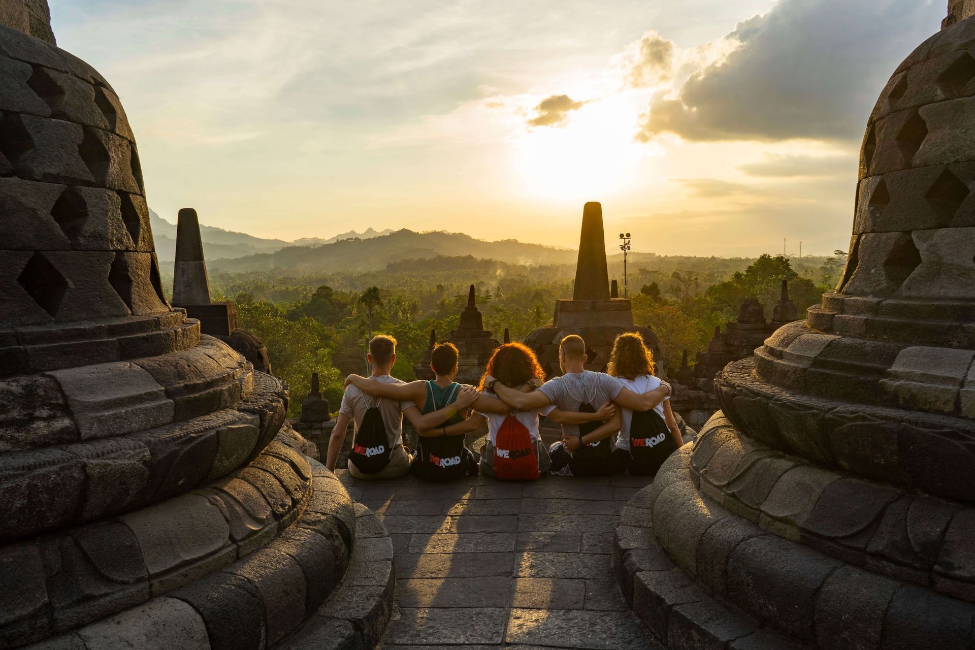 viaggio-indonesia-avventura-giava-borobudur-agosto-estate.jpg The WeRoad Experience: How it works